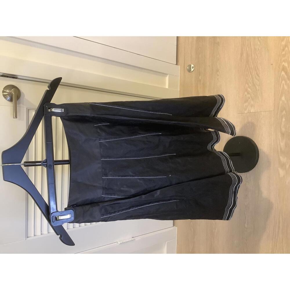 Emanuel Ungaro Black Drop Waist Pleated Skirt Topstitch Hem Below Knee Detail 10 - Picture 5 of 6